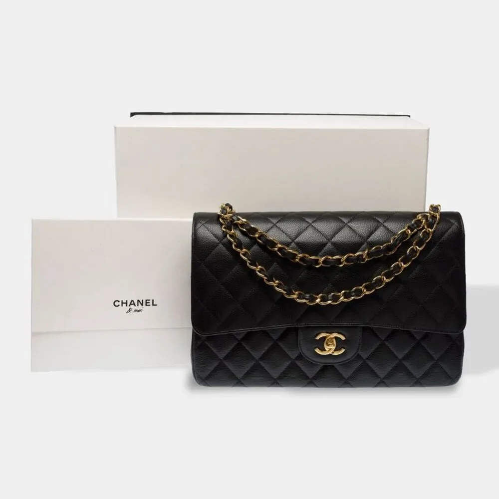 CHANEL Timeless/Classique Shoulder Bag